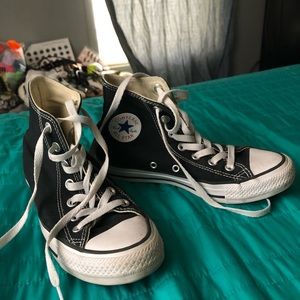 black converse